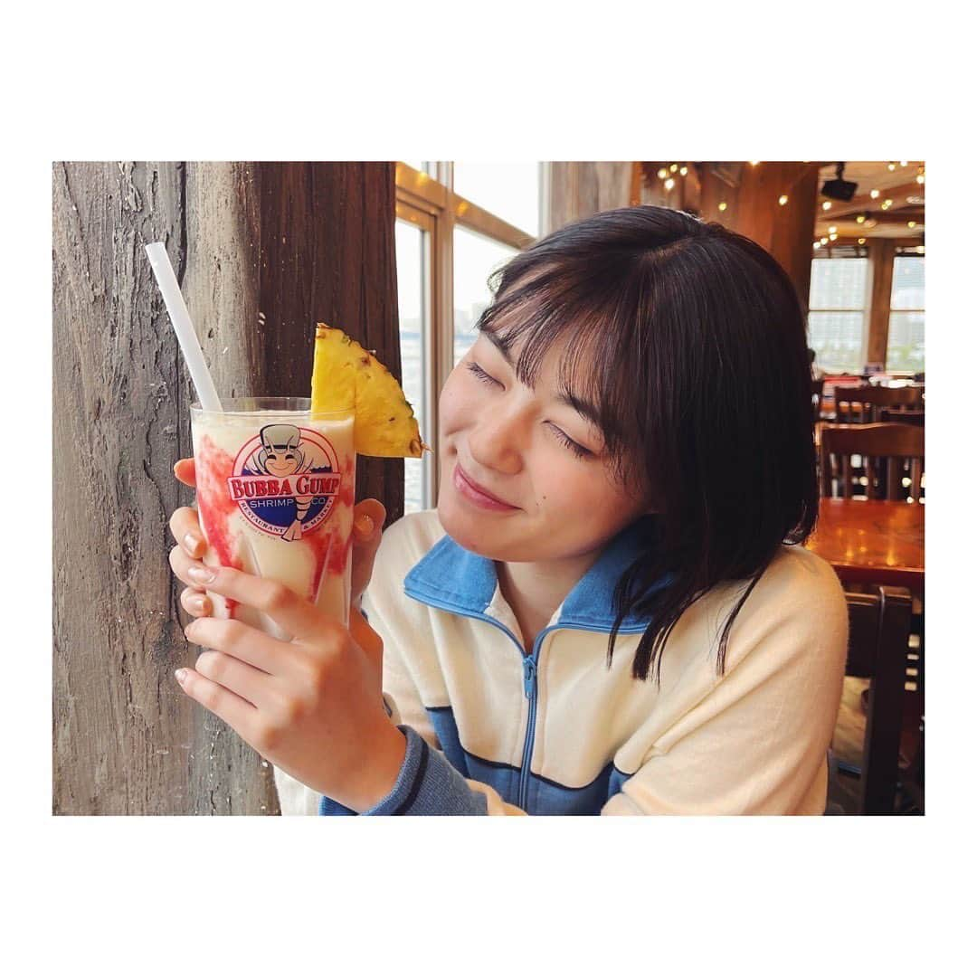 吉田美月喜さんのインスタグラム写真 - (吉田美月喜Instagram)「. 色んな取材でも話してた 20歳になったら母としたかったこと🍹☺︎  甘くてかわいい味のを呑んでみたけど デザートアイスって感じだった 🍓🍨  #嬉しそうな顔してるな #吉田美月喜 #yoshidamizuki #yoshida #mizuki」4月10日 19時00分 - mizukiyoshida_official