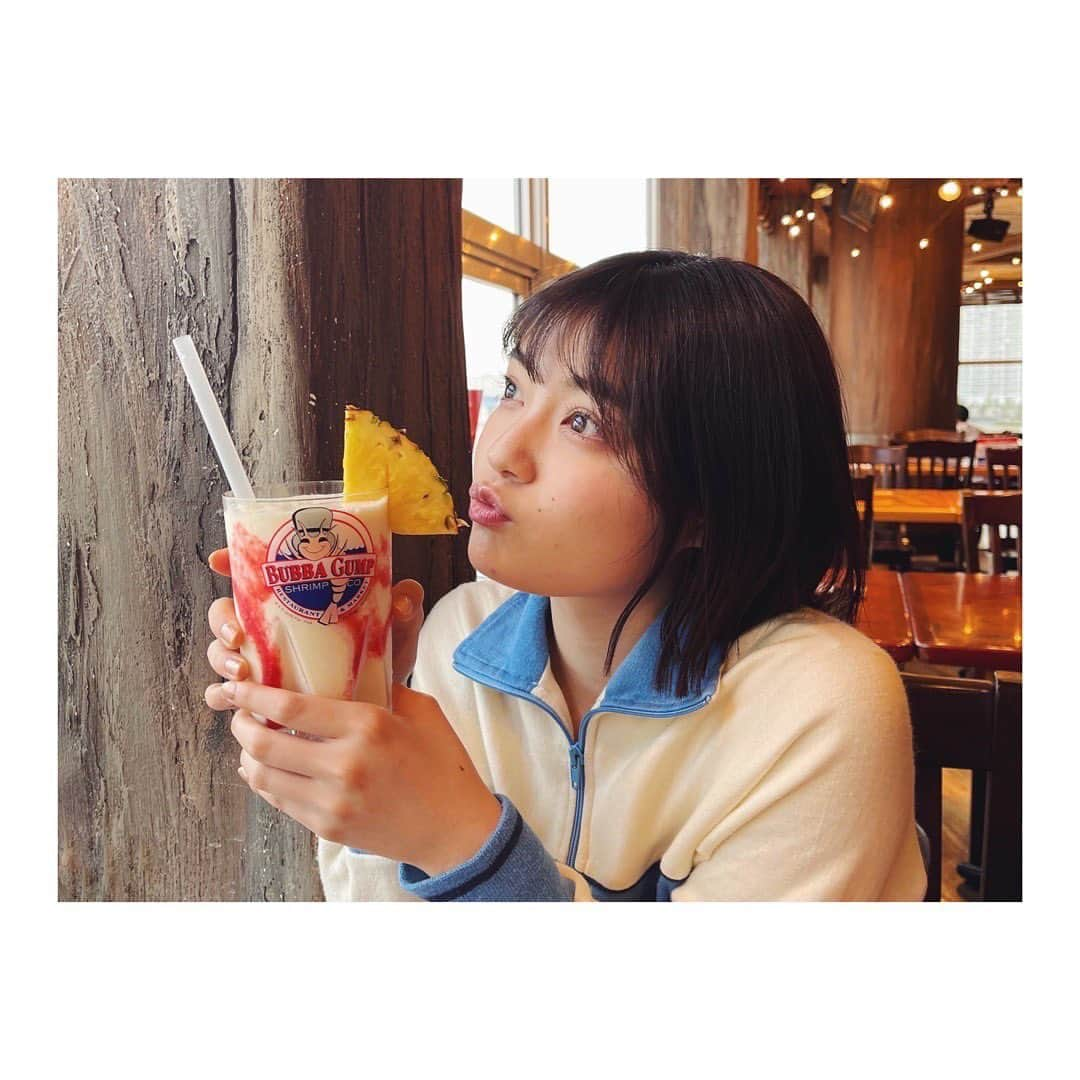 吉田美月喜さんのインスタグラム写真 - (吉田美月喜Instagram)「. 色んな取材でも話してた 20歳になったら母としたかったこと🍹☺︎  甘くてかわいい味のを呑んでみたけど デザートアイスって感じだった 🍓🍨  #嬉しそうな顔してるな #吉田美月喜 #yoshidamizuki #yoshida #mizuki」4月10日 19時00分 - mizukiyoshida_official