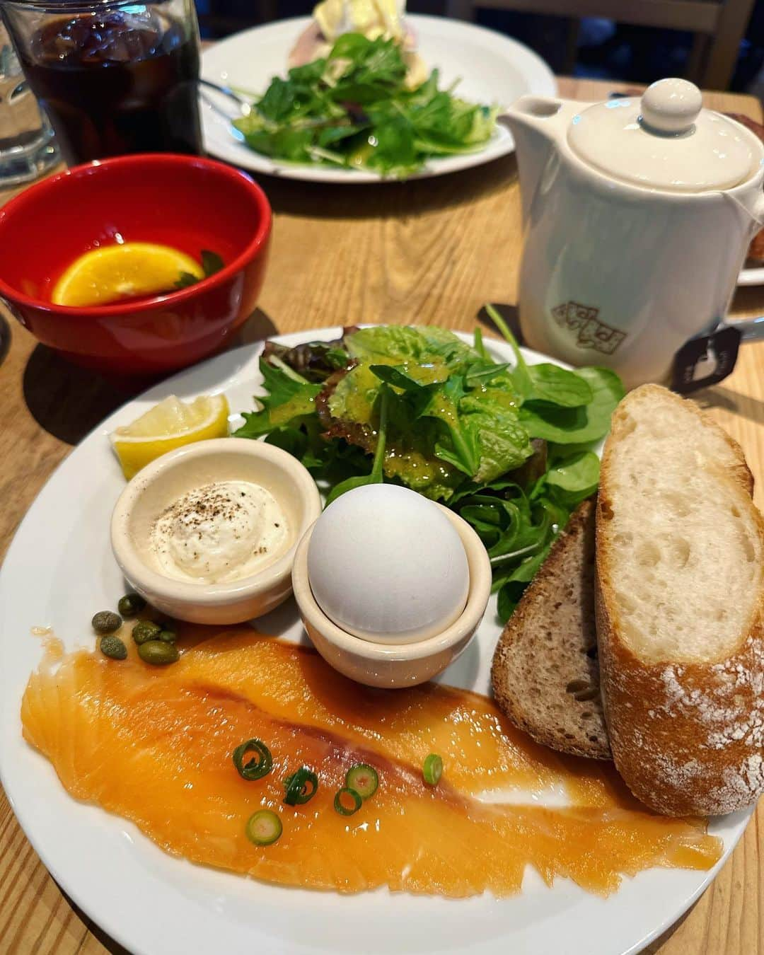 犬山紙子さんのインスタグラム写真 - (犬山紙子Instagram)「ルパンコティディアンの麗しき朝食 @lepainquotidienjp  クロワッサン追加で頼んでさらに幸せ🥐  パン食べるために運動やってる節があります #朝ごはん #都内モーニング　#ルパンコティディアン #ルパンコティディアン芝公園店 #港区グルメ　#芝公園グルメ #芝公園」4月10日 18時58分 - inuyamakamiko