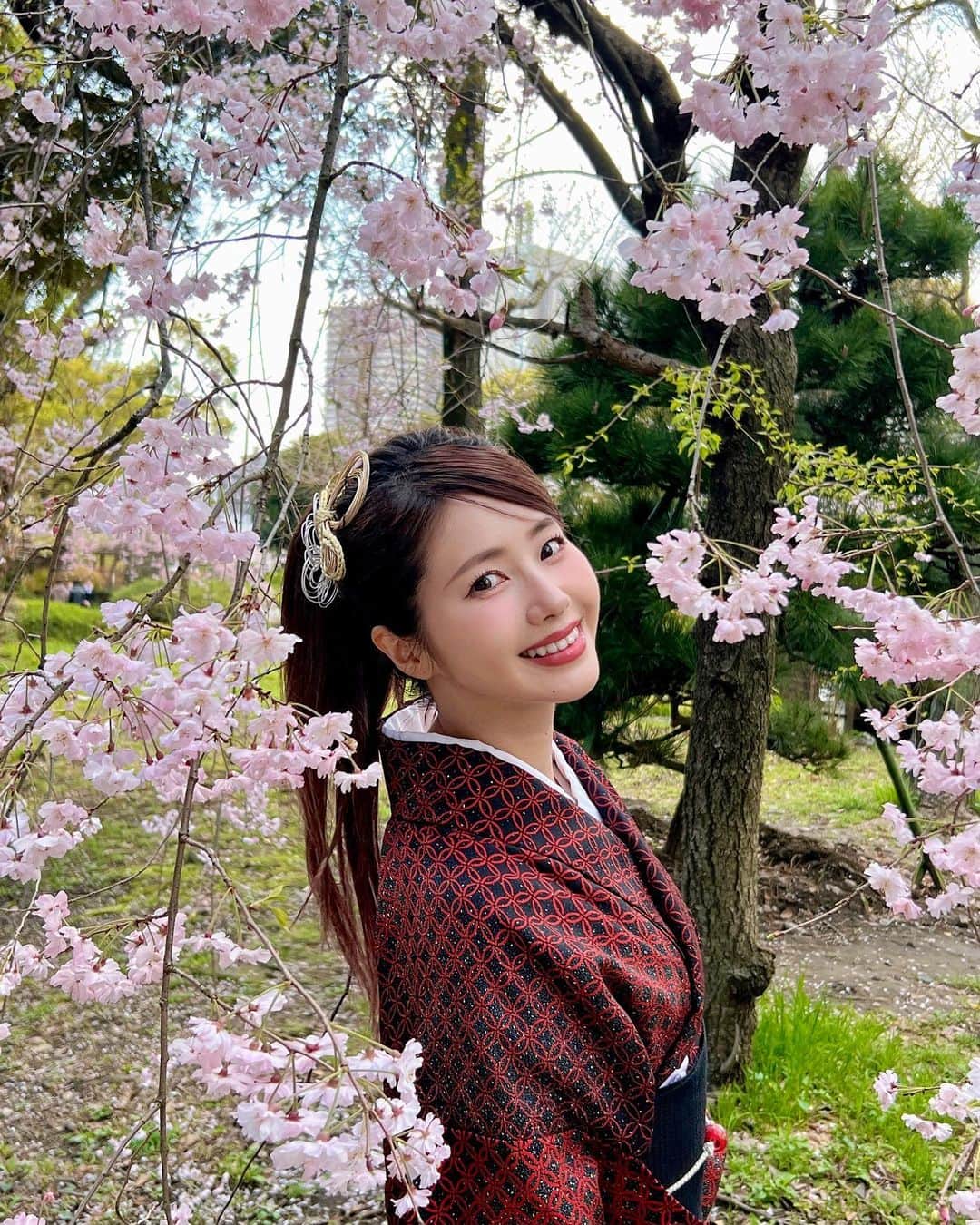 のインスタグラム：「🌸  #着物女子 #着物ヘア #着物コーデ #浅草 #牛嶋神社」