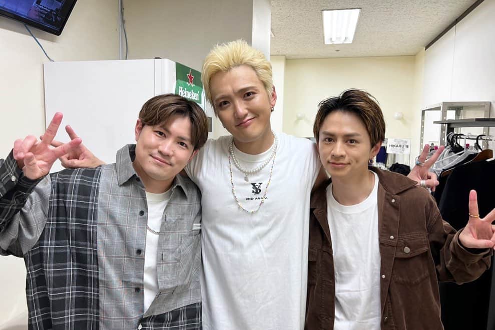 中垣悟さんのインスタグラム写真 - (中垣悟Instagram)「Tokyoの思い出 佐々木佑紀 @yuki_sasaki_67 アニバーサリーライブに出演させて頂きました！ 来年もまた呼んでくれ絶対  あと曲作ろう！  #佐々木佑紀」4月10日 19時39分 - freak_satorunakagaki
