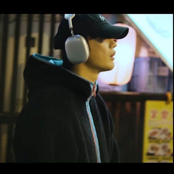のインスタグラム：「YouTube.서잉구기. 에서 어린날 Nagoya Street. Ver 를 보실수있어요🔥 🔥 🔥   촬영감독은 @andreas_thegreek   ^_____^.」