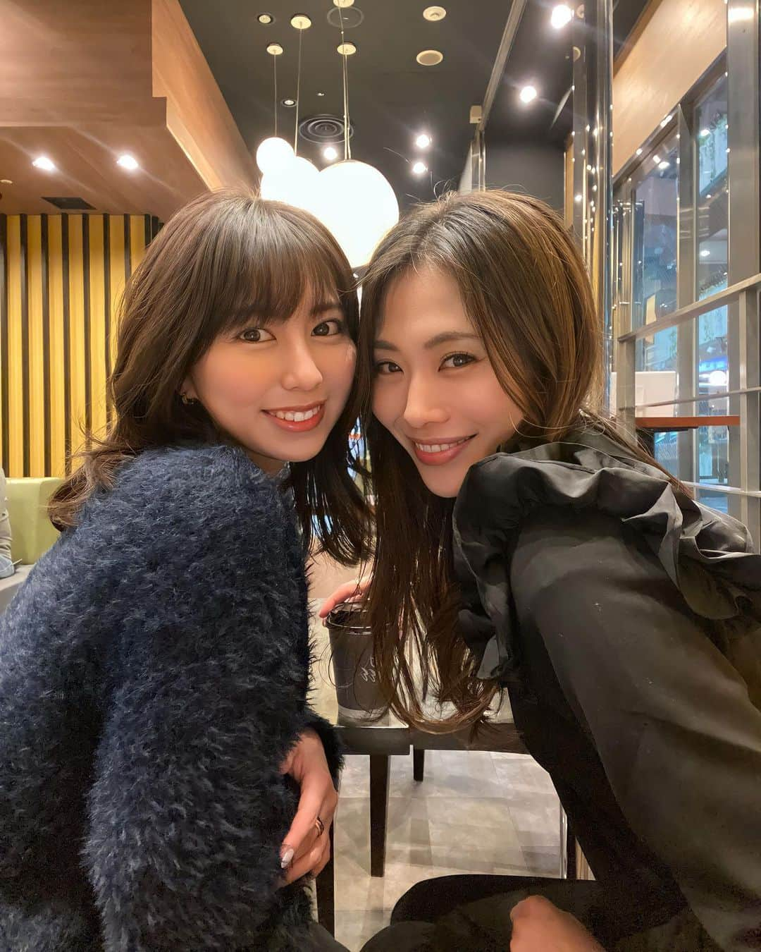 太田江莉奈さんのインスタグラム写真 - (太田江莉奈Instagram)「.  私のリスペクトするお姉さま🫶💕  . .  #福岡#福岡カフェ#vito #キャナルシティ博多#博多カフェ #爆美女#周りに美女が多い」4月10日 20時26分 - erina_o_