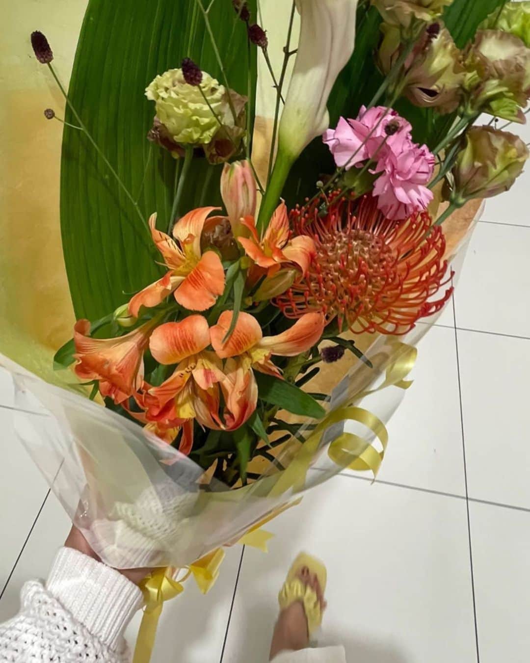 沢田野乃華のインスタグラム：「最近お花買ってないな〜、🩷🌼癒されたい💤」