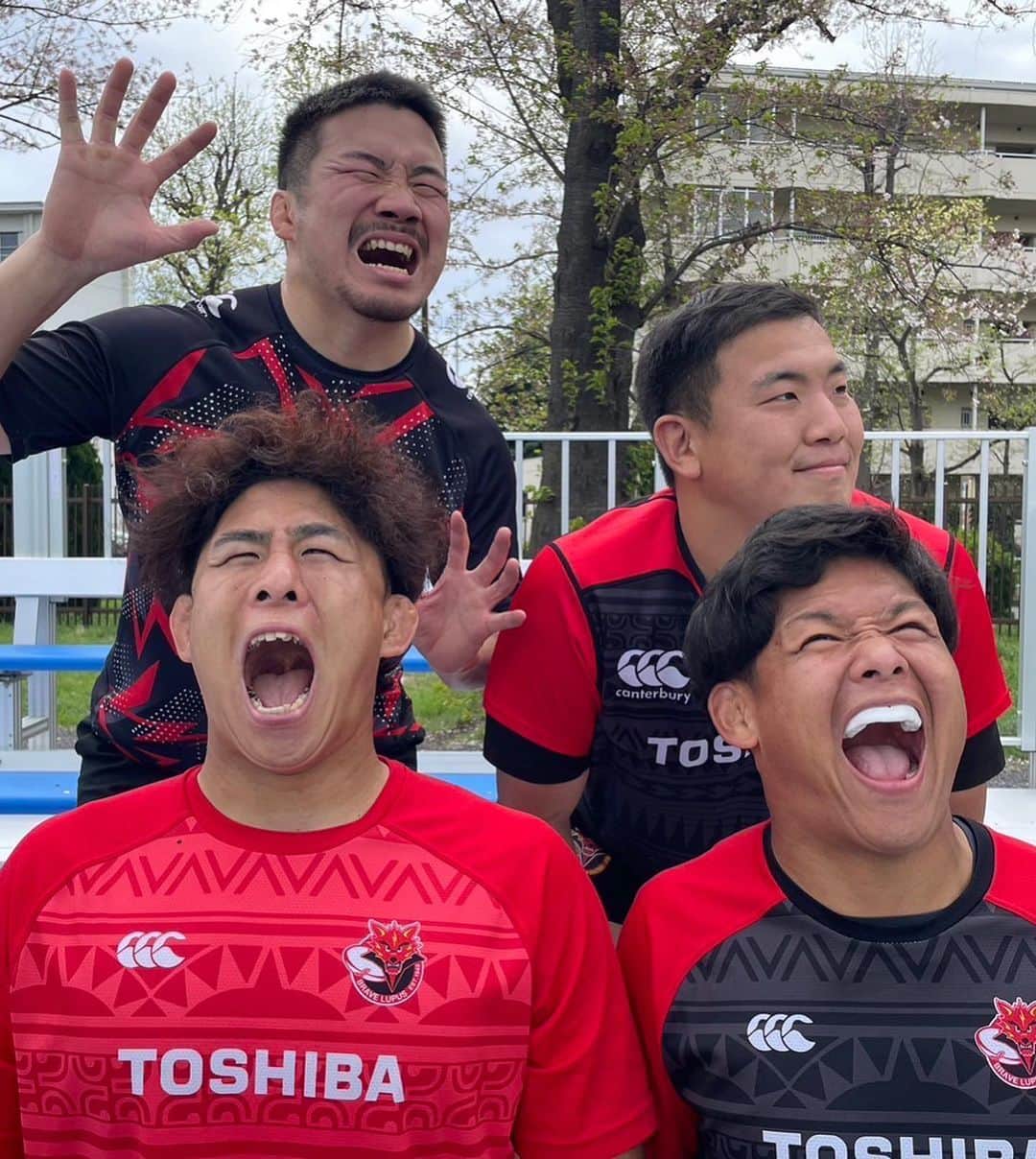 徳永祥尭のインスタグラム：「たくさんの誕生日メッセージありがとうございました😊  同期が6人から4人になったけど9年目も頑張ります🐺❤️‍🔥  #四皇」