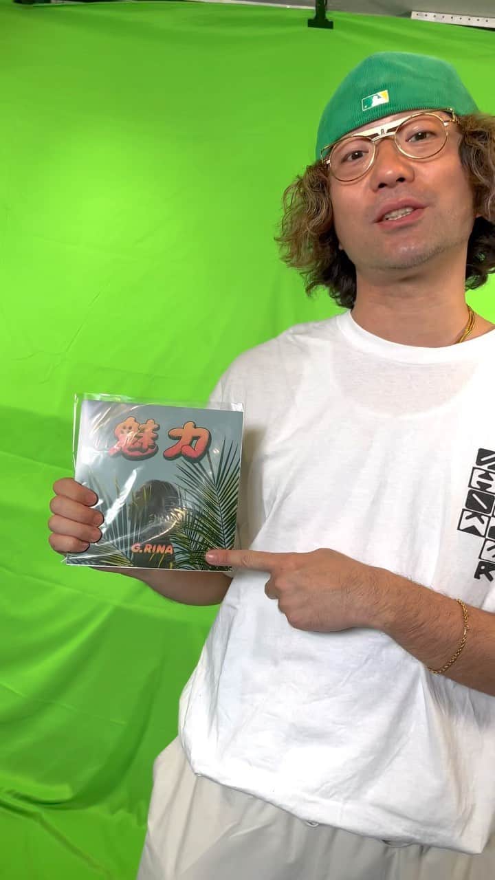 ZEN-LA-ROCKのインスタグラム：「本日の『MONDAY甲州街道 vol.17』は前半は明日飛び立ってしまうG.RINA特集です‼️ 21時放送開始っ プロフィールにリンク貼ってあるので是非📲 グリーンバックでグリーンCAPなので頭透け透けなのも見所です🤣🤣🤣 y/e/p . . . #monday甲州街道 #monshu #zenlarock」