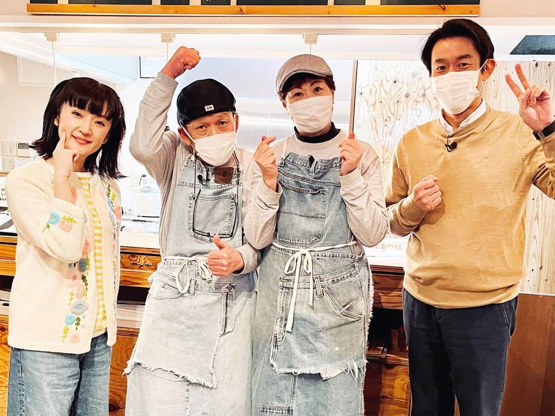 千秋さんのインスタグラム写真 - (千秋Instagram)「TBS「つぶれない店」のロケで京都の「宮本カレー」へ。おじちゃんおばちゃん、3年ぶりです🍛 飲食のスペシャリスト臼井さんと。 4/16オンエア予定、観てね  #tbs #つぶれない店 #宮本カレー #エリアcc #京都」4月10日 20時42分 - chiaki77777