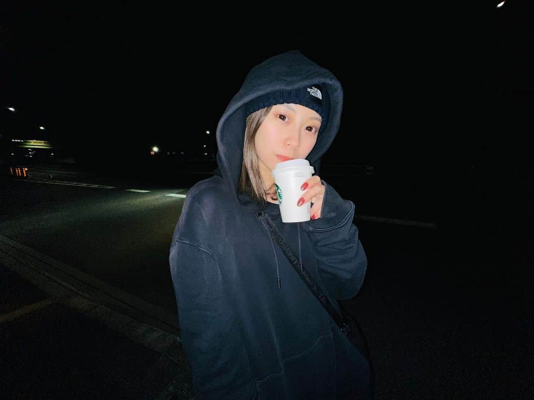 中村蘭香のインスタグラム：「☕️🤍  ぷりくらも撮ったよん。  #staRYs #スターリーズ」