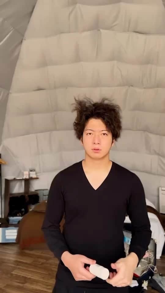 佐藤一洋のインスタグラム：「プロフをチェック！→（@kazuhiro0421）です。  いいね・シェア 見返したいなと思ったら 保存をお願いします😌  他の投稿も見たいと思った方は ⬇️こちらからご覧ください @kazuhiro0421  次回の投稿は 「現状に満足してる人」 です！  #インスタ運用 #インスタ集客 #SNS運用 #マーケティング #SNSマーケティング #ビジネス #店舗ビジネス」