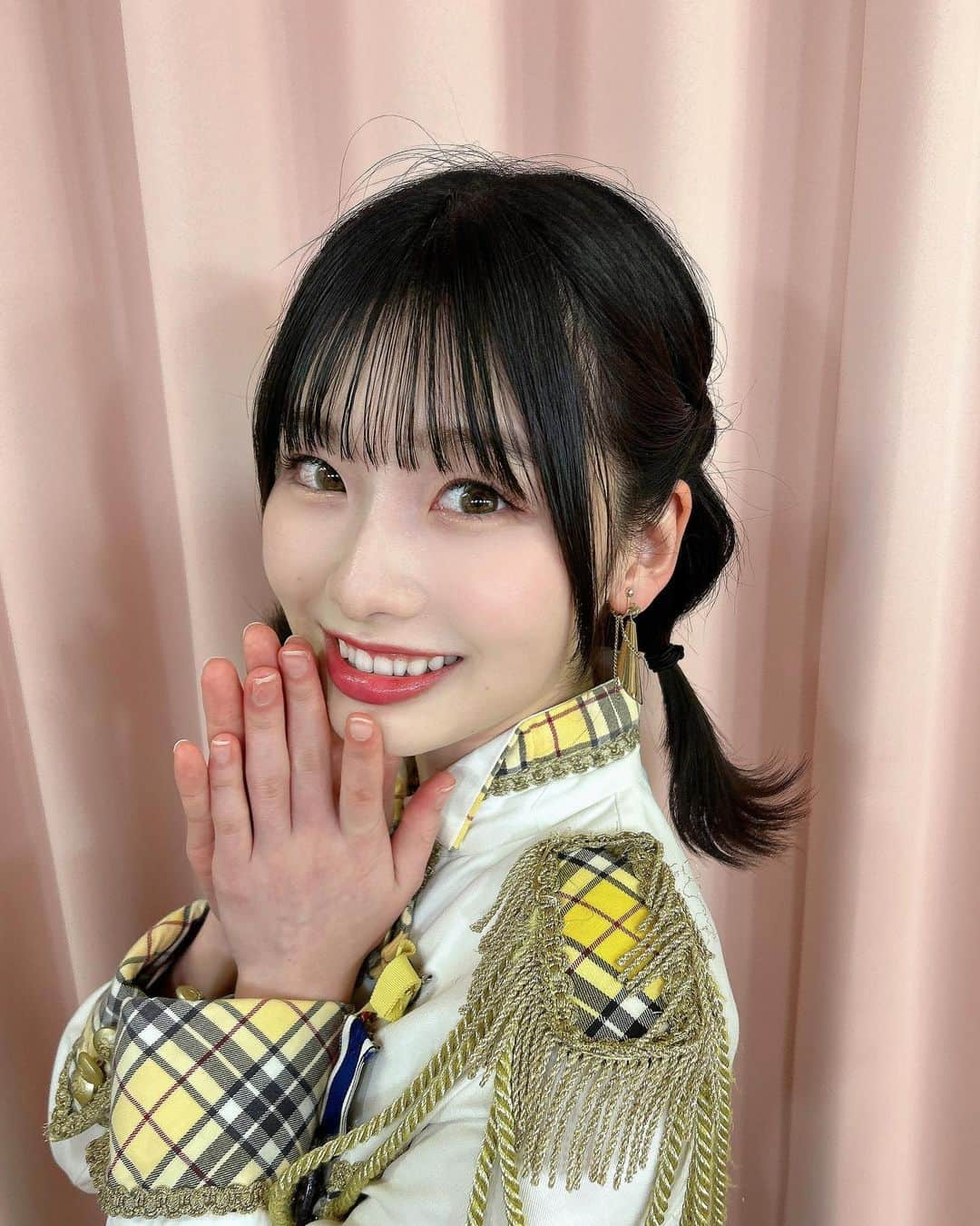 浅井七海のインスタグラム：「. 今日は推しの桜小路きな子ちゃんの お誕生日なので、きな子ちゃんの 髪型にしました…😭！ ⁡ 髪の毛短いから出来ないと思ってたので 感動しました(；＿；)👏🏻✨ ⁡ Today is Kinako Sakurakouji's birthday I had the same hairstyle 😭! ⁡ I thought my hair was too short to do it because my hair was too short I was impressed (;_;)👏🏻✨  #ヘアアレンジ #ツインテール #桜小路きな子」