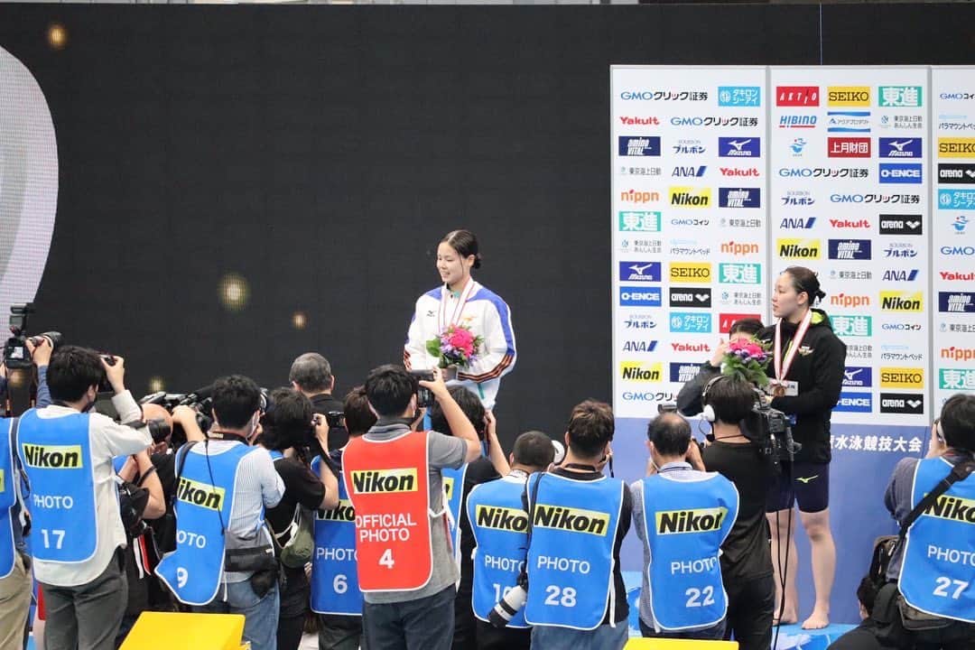 池本凪沙さんのインスタグラム写真 - (池本凪沙Instagram)「日本選手権終了~  100m 自由形2位🥈Best 200m自由形2位🥈  100ではベスト更新することができましたが、200では少し悔しい結果となってしまいました。ですが、自分なりに成長できた部分が多くあった日本選手権になりました。  そして、リレーでの世界水泳福岡、アジア大会代表に選んでいただきました。  夏に向けてパワーアップしたところを皆さんに見てもらえるよう頑張ります💪🏻  今後も応援よろしくお願い致します🎌  #JAPANSWIM2023 #日本選手権水泳競技大会  #世界水泳福岡」4月10日 21時36分 - na_gi_825