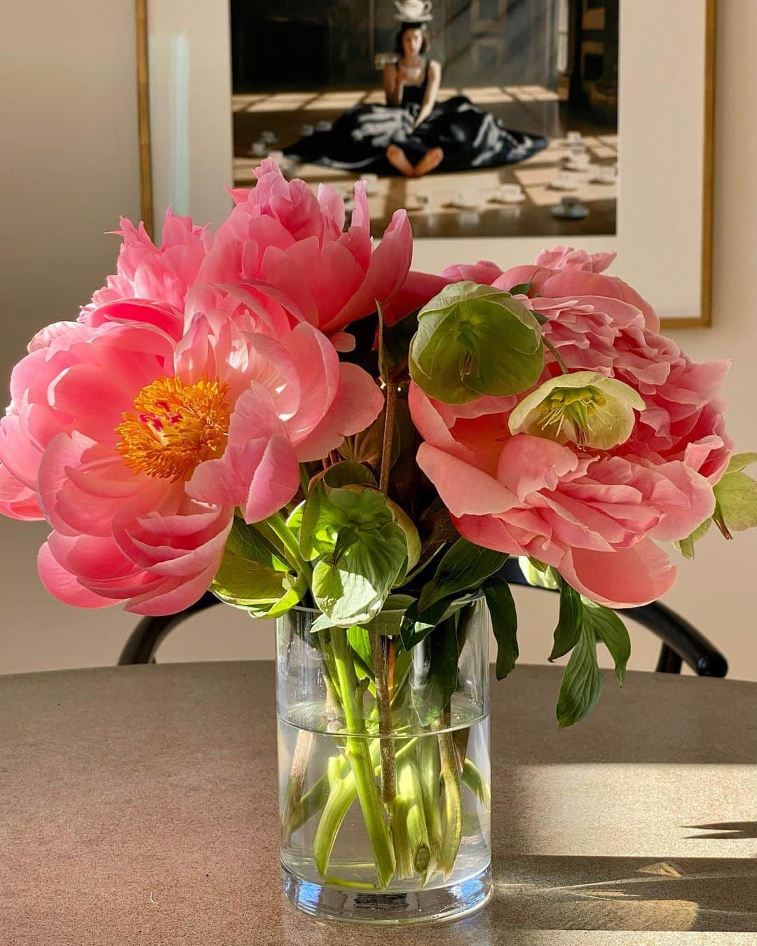 アイナ・ガーテンさんのインスタグラム写真 - (アイナ・ガーテンInstagram)「Nothing better than full-blown pink peonies!  Hope everyone had a good holiday! ❤️❤️❤️ @rodsmithphotography」4月10日 21時51分 - inagarten