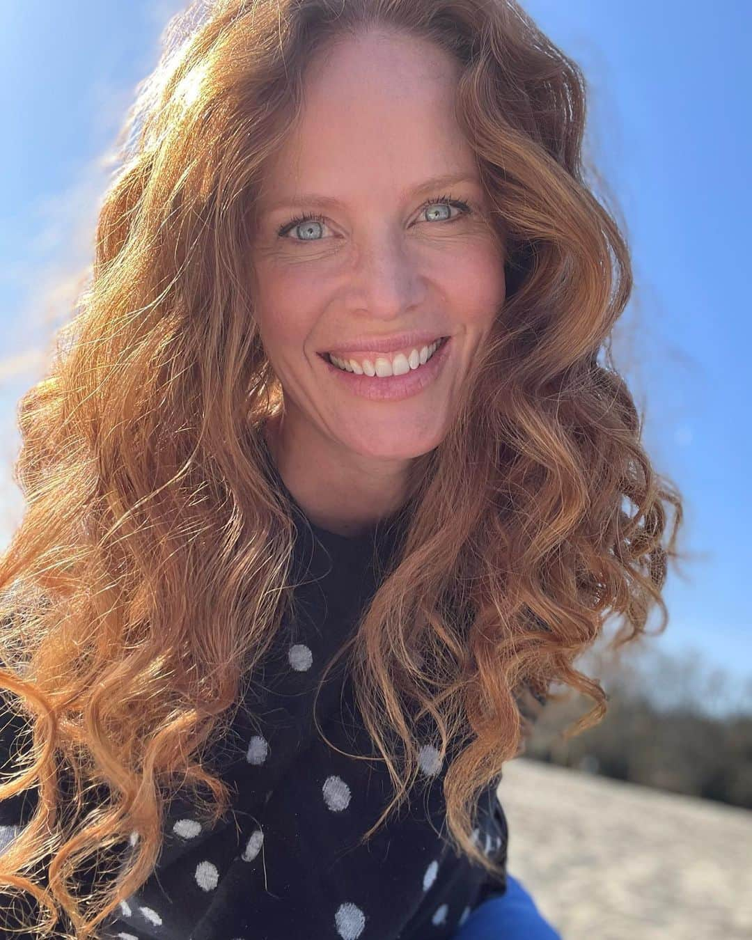 レベッカ・メイダーさんのインスタグラム写真 - (レベッカ・メイダーInstagram)「Happy Monday!💚🌷」4月10日 23時49分 - bexmader