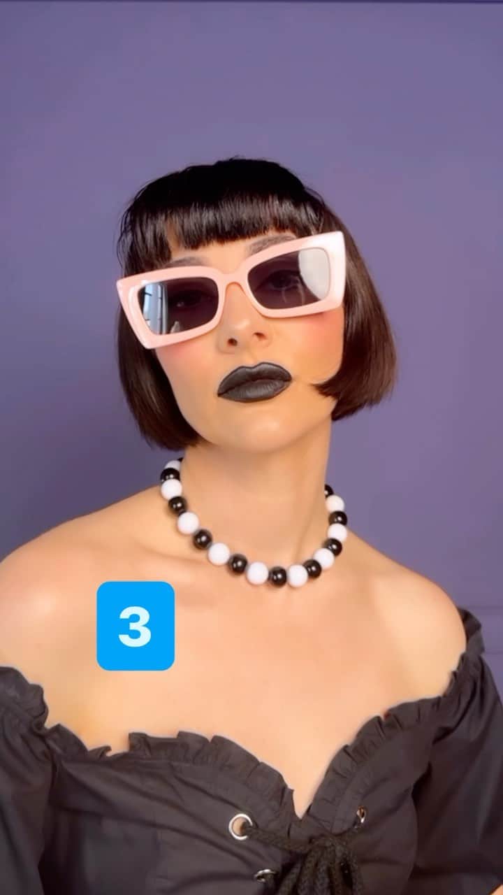 のインスタグラム：「style me 😆  eyewear & necklaces at qveenherby.com」