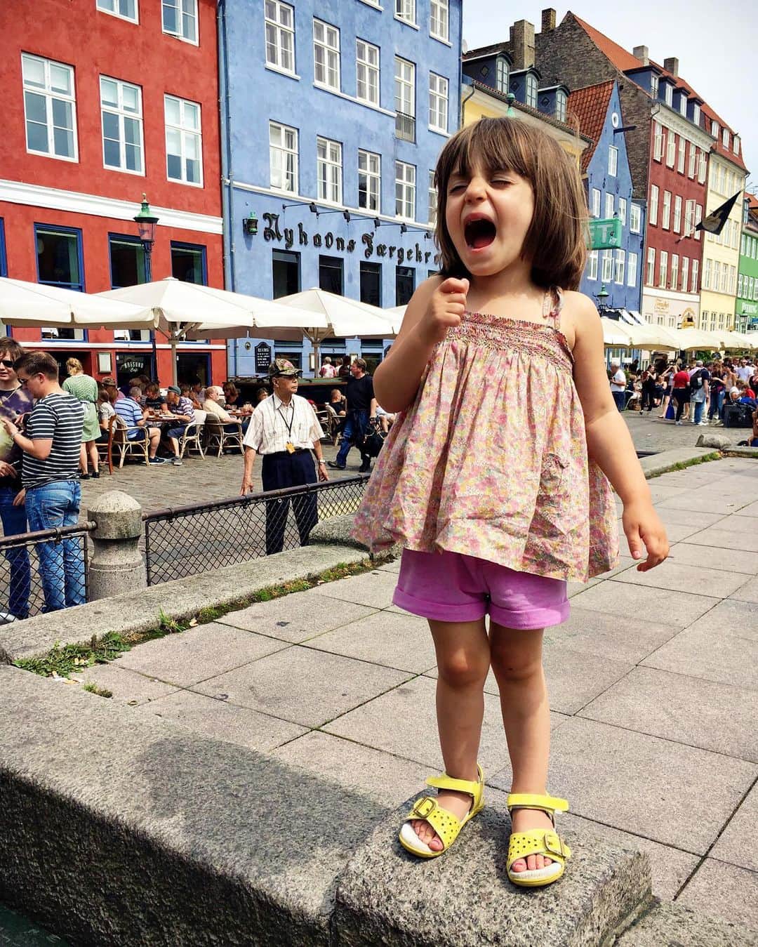 Ilana Wilesのインスタグラム：「Hi all! I need a favor! I’m up for an exciting travel partnership and I’d love to show them how many people have planned a trip based on my recommendations or because they followed my vacation on Instagram. If you have ever booked or considered booking a trip, hotel or activity partly because you saw me posting about it…whether that be Copenhagen, Iceland, Yosemite, New Orleans, Paris, Bergen, Mont Tremblant, Park City, San Diego, Mexico, Charleston, Savannah, New Zealand or anywhere else that I might be forgetting… please leave a comment below!」