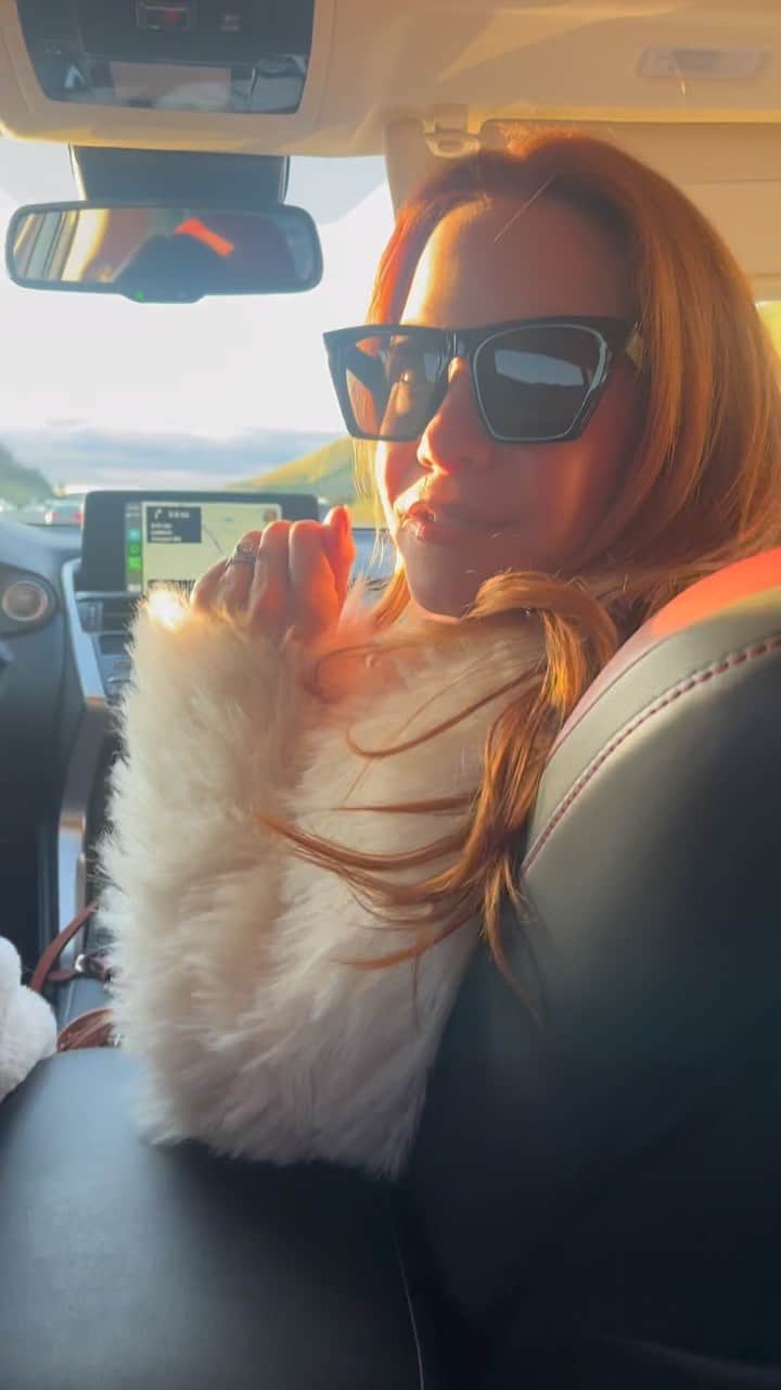 のインスタグラム：「🍷& 🍟」