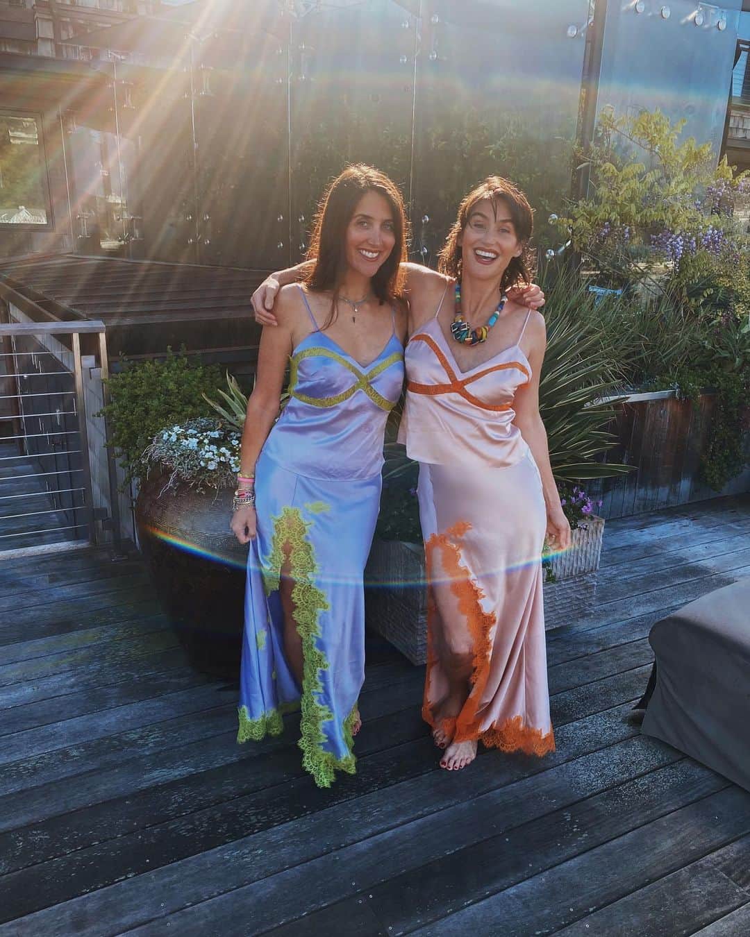 ダニジョーのインスタグラム：「Slip sisters 🍭 NEW silk lace sets at DANNIJO.com」