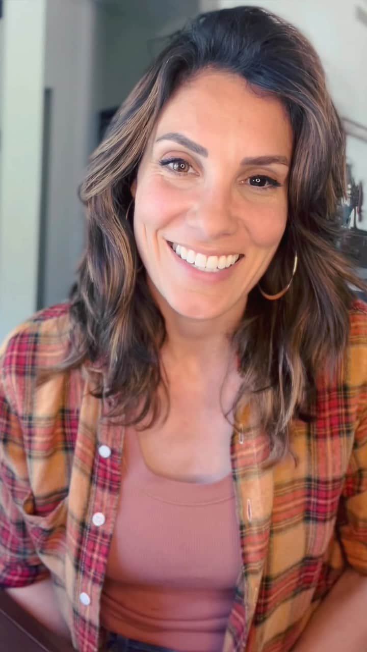 ダニエラ・ルーアのインスタグラム：「And the long overdue update of my visit to @prenuvo which is now also opened up in NYC !😊 use promo code DANIELA for $300 off your scan! 👇🏼 . http://prenuvo.com/DANIELA . A devida actualização da minha visita a @prenuvo que também já abriu em New York! Podem usar o meu código DANIELA para um desconto de $300 👆🏼 A minha maior preocupação era com as minhas enxaquecas e historial de AVC na família, mas felizmente o meu corpo está saudável dos pés à cabeça 😊」