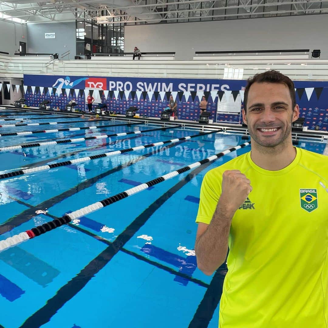 レオナルド・ジ・デウスのインスタグラム：「Vamos para mais um desafio antes da nossa seletiva!!! Essa semana acontece o Tyr Pro Swim Series e vou nadar as provas de 100 e 200 borboleta!!!! Trabalho continua e o objetivo é nadar cada vez melhor!!!! VAMOSSSSS!!!! Fiquem na torcida, amanhã post onde acompanhar a competição… VALEUUUU!!!!」