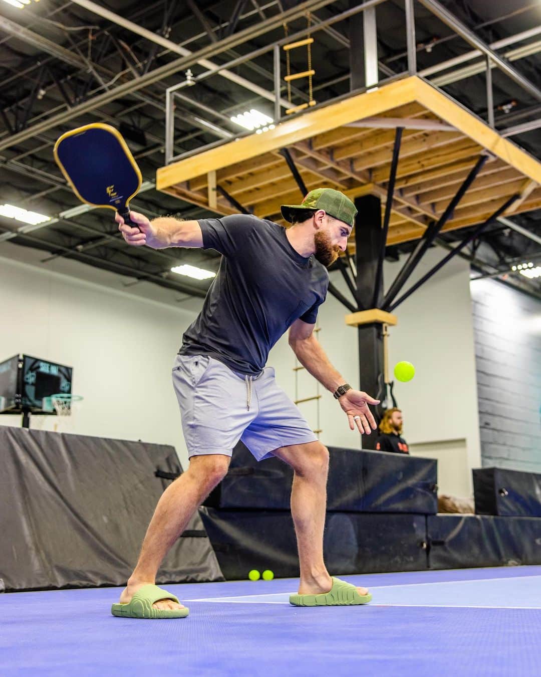 Dude Perfectさんのインスタグラム写真 - (Dude PerfectInstagram)「Pickleball Trick Shots OTW! Saturday @ 9am CST *insert pickleball paddle emoji that doesn’t exist yet @apple*」4月11日 4時44分 - dudeperfect