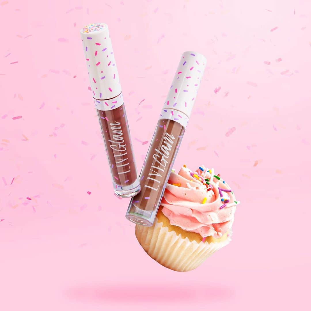 LiveGlamさんのインスタグラム写真 - (LiveGlamInstagram)「Our birthday szn is here! 🫶✨🥂Which  shade will you be celebrating with? ⬅️Sprinkled: a burnt-velvet matte🧁 ➡️Presents Please: a warm-taupe matte🎁 Part of our NEW April Collection: 6 is So Sweet💋 #LiveGlamFam」4月11日 5時33分 - liveglam