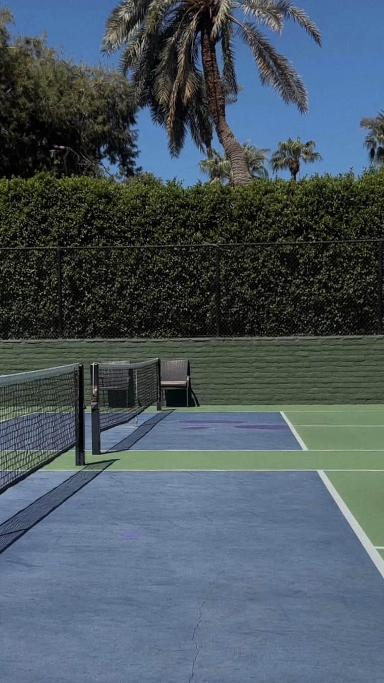 Camden Scottのインスタグラム：「30 seconds of pure bliss   #palmsprings #pickleball #peace」