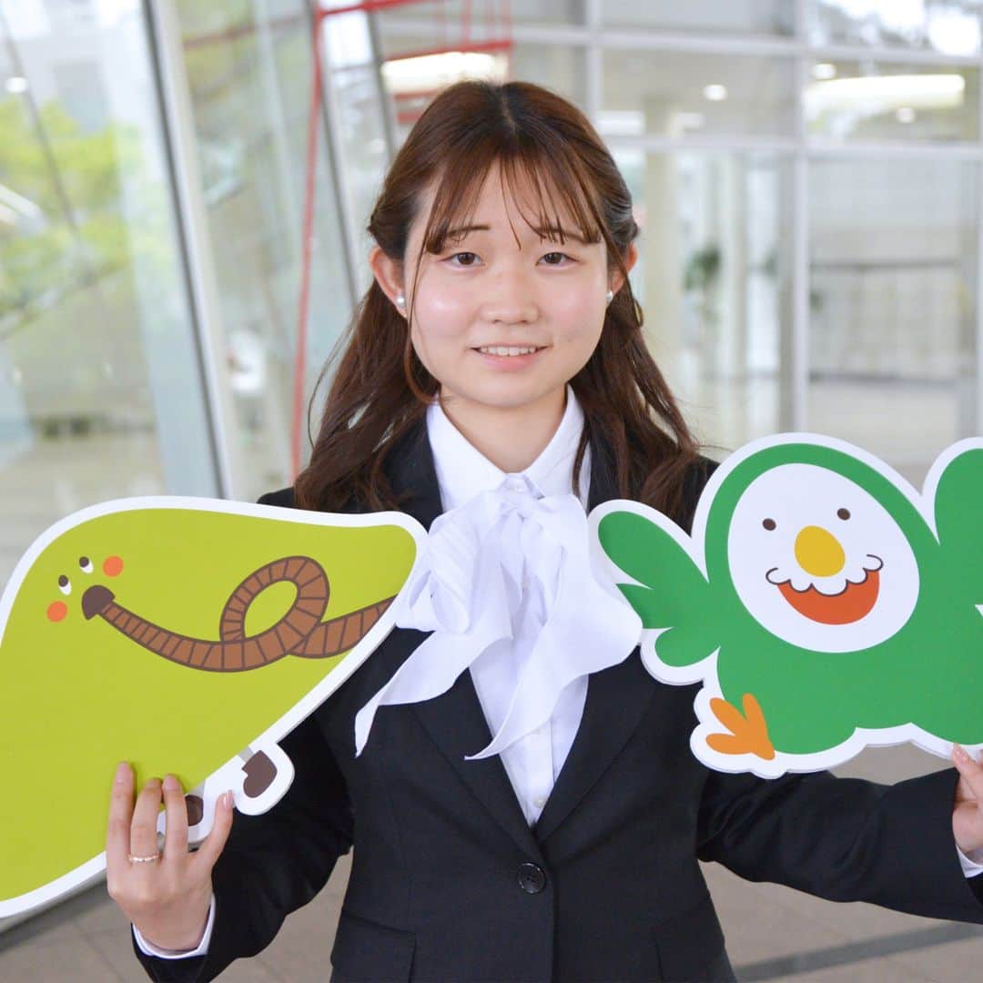 大阪教育大学さんのインスタグラム写真 - (大阪教育大学Instagram)「令和5年度大阪教育大学入学式その3。  写真はこれにてラストです。 皆さん新生活への希望に満ちた、素敵な笑顔を見せてくれました。  #公式インスタグラム #国立大学 #大阪教育大学 #大教 #大教大 #OsakaKyoikuUniversity #OKU #人にまっすぐ。 #教員養成 #教育協働 #入学式 #新入生 #入学おめでとう」4月11日 18時11分 - osakakyoikuuniv