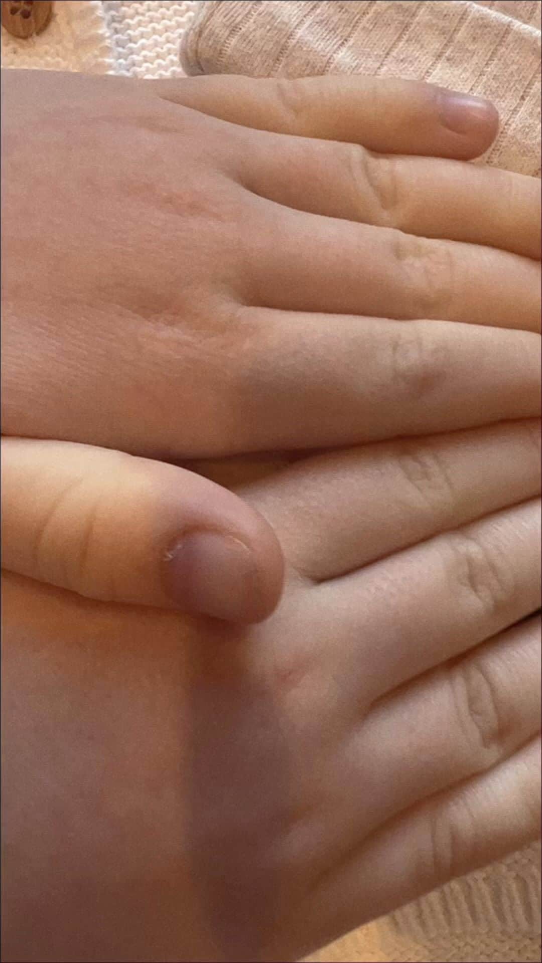 シェール・ロイドのインスタグラム：「Baby number 2, we can’t wait to meet you 🤍」