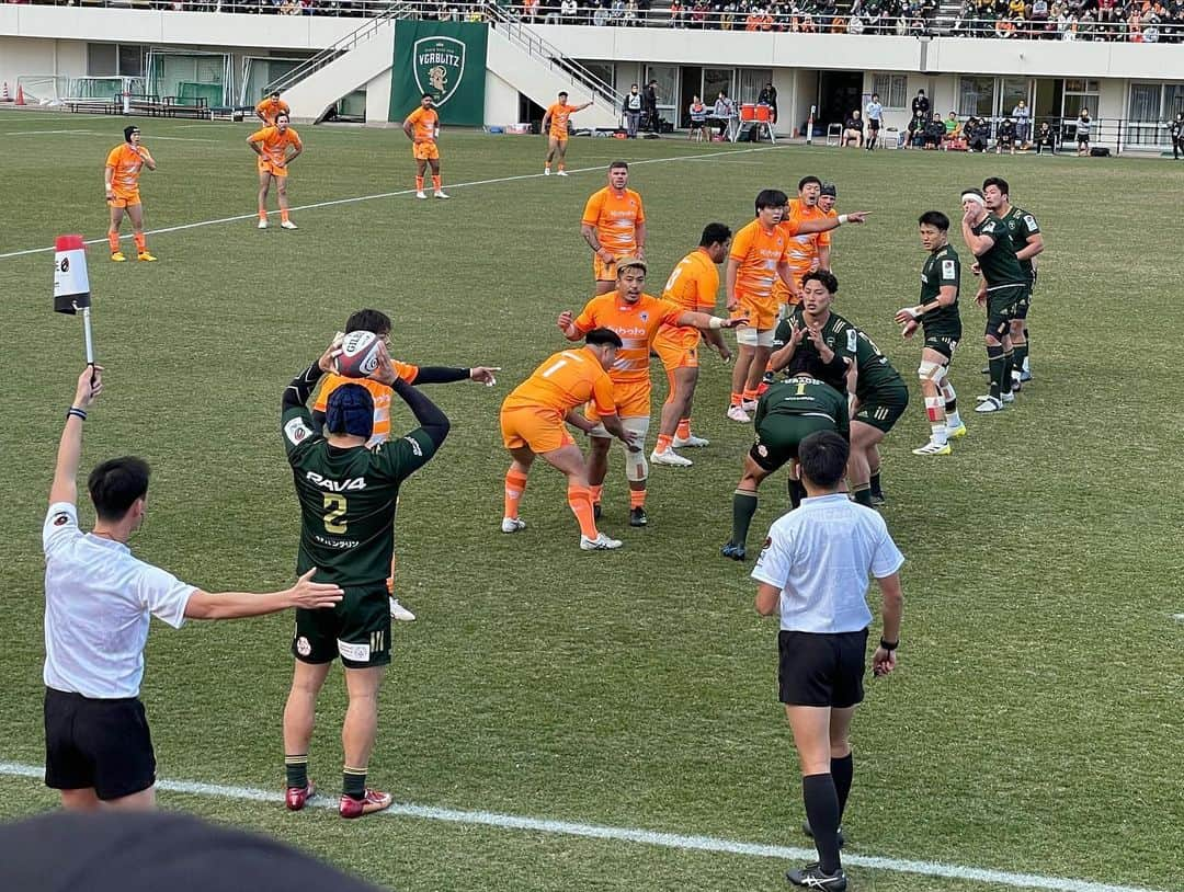 加藤里奈（カトリーナ）さんのインスタグラム写真 - (加藤里奈（カトリーナ）Instagram)「🏉2/4パロマ瑞穂🏉 今シーズン初観戦したトヨタヴェルブリッツの試合は クボタスピアーズとの試合でした🔥 @toyotaverblitz @kubotaspears   グッズの豊富さに感激😳💚！ 色々買ってみたので載せます🙆🏻‍♀️ 私がかぶってるニット帽もグッズ！ かわいくてお気に入り✨  #トヨタヴェルブリッツ #ヴェルブリッツ #verblitz #ラグビー #rugby #ラグビーリーグワン #rugbyleague #rugbylife #rugbyplayer #rugbygram #rugbyclub #rugbylove #ラグビー観戦 #rugbyteam #リーグワン #leagueone #トヨタ自動車 #トヨタ自動車ヴェルブリッツ #クボタスピアーズ」4月11日 10時21分 - rinakatoktriiina