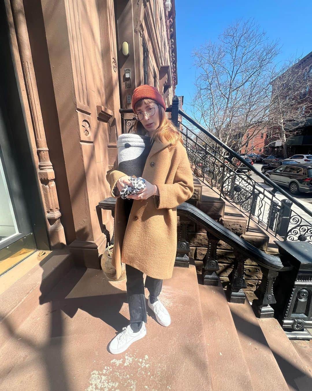 ヒラリー・ダフのインスタグラム：「Molly - there are times I miss you so much I ache , you are so dear to me and my family ♥️ I can’t wait to return the favor with games and adventure and spoiling the crap out of that little baby barnacle of yours. Happy birthday my Angel of a friend. LA is ready for you all when ever you feel like packing it up and coming west ☺️」