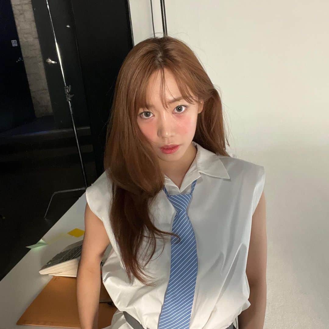 キム・ナムジュさんのインスタグラム写真 - (キム・ナムジュInstagram)「디앤디」4月11日 11時20分 - sarangdungy