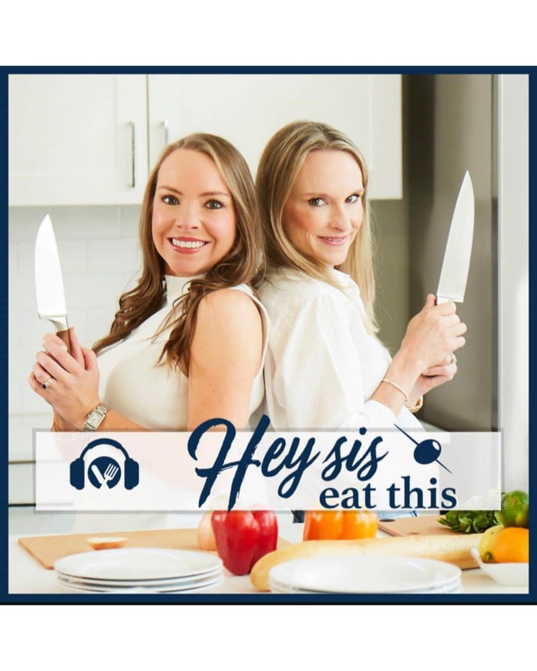 レイチェル・リー・クックのインスタグラム：「In honor of National Siblings Day, a hearty shout-out to my favorite sisters, who are double trouble if there ever was such a thing(!) who are amazing chefs, friends, and humans, Whitney and Courtney Ashley - and of course, and as-always my amazing brother Ben, one of the best people you could ever want to know!) - I wanted to clue you in about this podcast. Hey Sis, Eat This, that Whit and Court have started.  Ben and I are guests on this Thursdays episode, but I wanted to tell you about it now, so as not to delay your enjoyment.  If you are a sibling or a fan of incredible stories of delicious family gossip and perfectly curated recipes for entertaining, I cannot recommend this podcast enough. Tuck in and enjoy!  Link in bio :) ❤️❤️❤️❤️」