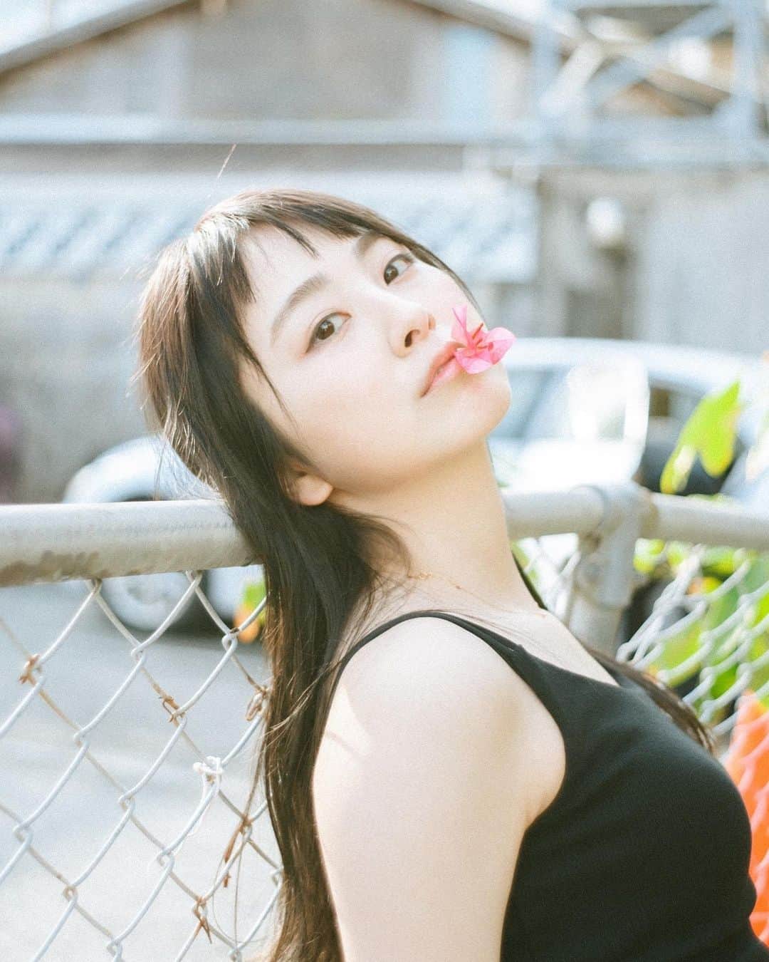 荒井レイラさんのインスタグラム写真 - (荒井レイラInstagram)「sunnnnny☀️🌺」4月11日 12時27分 - reira_arai_off