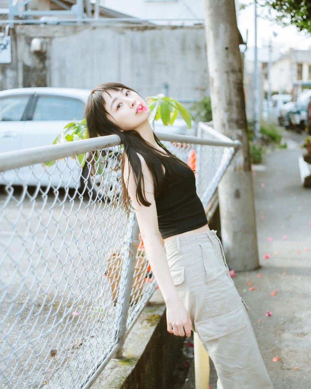 荒井レイラさんのインスタグラム写真 - (荒井レイラInstagram)「sunnnnny☀️🌺」4月11日 12時27分 - reira_arai_off