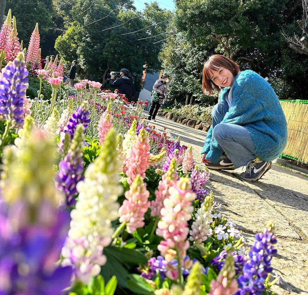 依吹怜のインスタグラム：「ご報告遅れましたが4月からも引き続きらぶかわメンバー4年目！という事でより楽しい番組を作れるように頑張ります。  この日は、一緒に番組に加入し、いつも独特な画角で写真を撮ってくれる笑(‼︎)スタッフのTさんとの最後のロケでした。  私の提案した企画を番組で沢山採用してくださったり、 温かい気遣いがいつも優しくて、 毎回大変なロケの後はお互いを称え合うという絆の強さは永遠不滅です(古)笑  春、気持ちを新たに楽しんでいきます。 ありがとうございました！！幸あれ🌸」