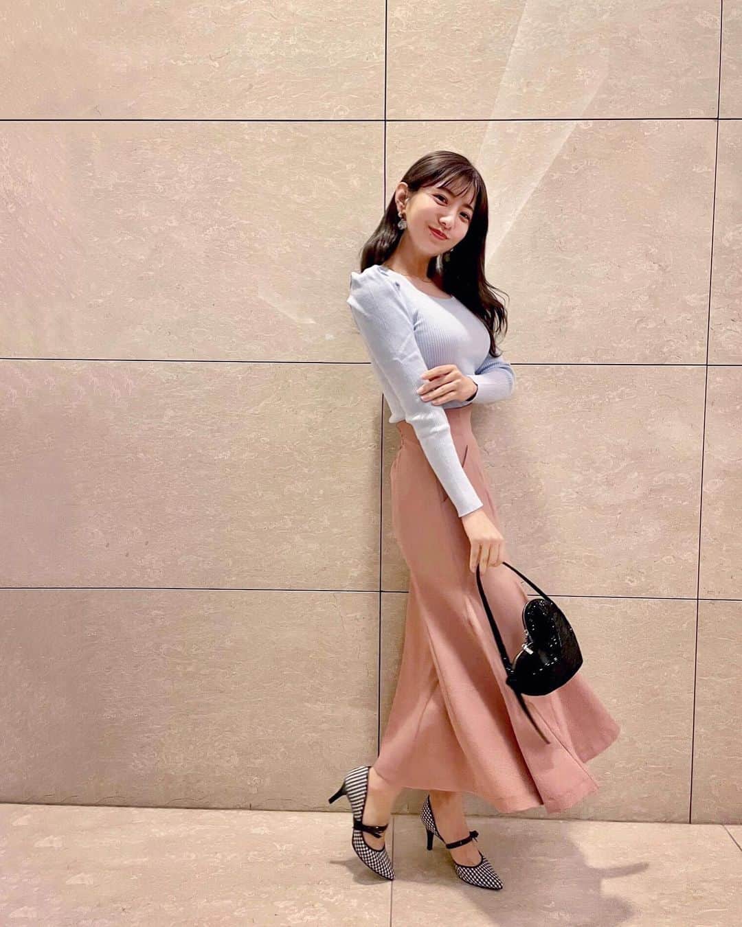 白戸ゆめのさんのインスタグラム写真 - (白戸ゆめのInstagram)「♡  何枚目が好きですか？」4月11日 12時40分 - yumeno.s_