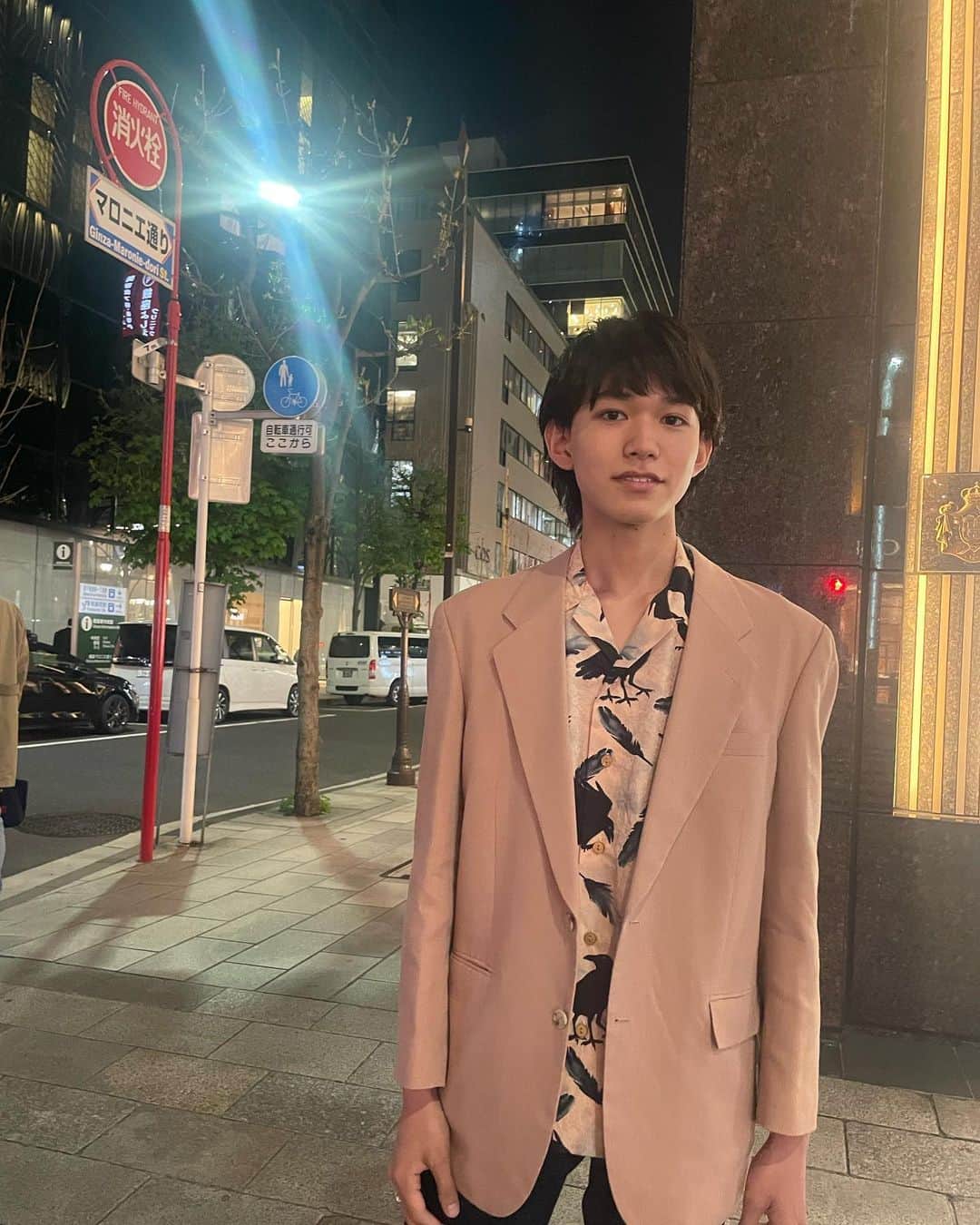 渡邉多緒のインスタグラム：「🚶‍♂️🌃」