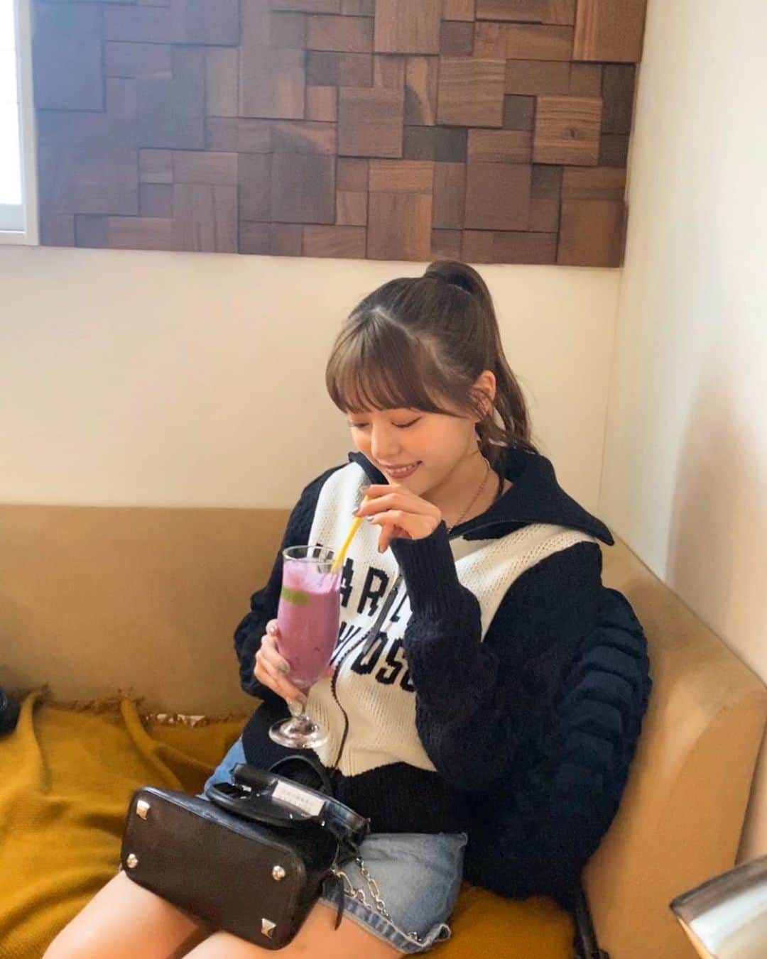 横島ふうかのインスタグラム：「バナナのスムージーもあってそれも気になってる🐒♡⃛」