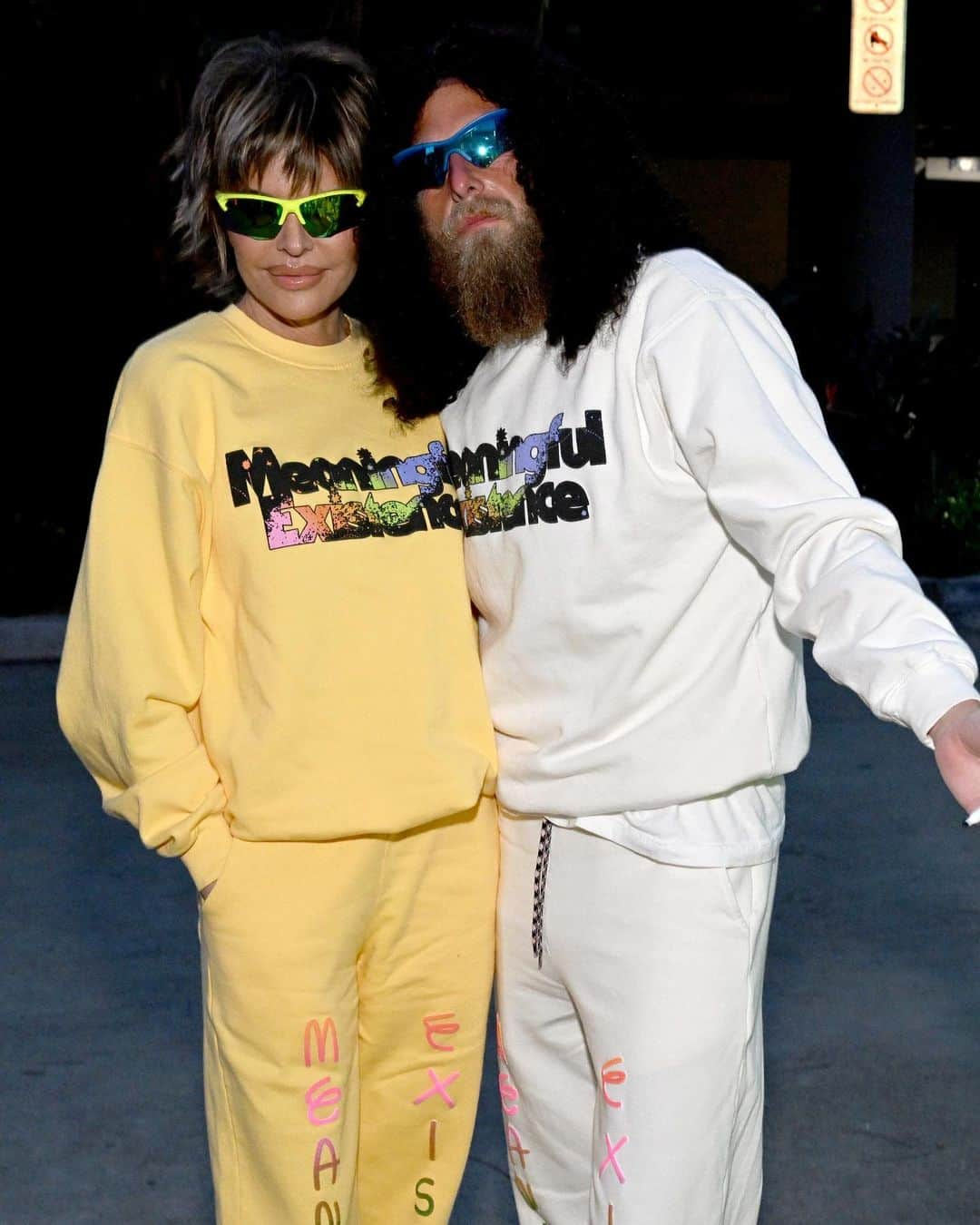 Just Jaredさんのインスタグラム写真 - (Just JaredInstagram)「Jonah Hill, dressed as his alter-ego "Prophet Ezekiel Profit," stepped out with Lisa Rinna at the Lakers Game last week to wear matching outfits from his Meaningful Existence line. #JonahHill #LisaRinna Photos: Backgrid, Getty」4月11日 15時02分 - justjared