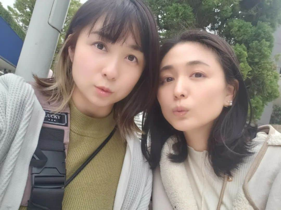 柚月美穂のインスタグラム：「私達の会う頻度(笑) . . . . 春ゆっき！ . . . おもいっきり子達を遊ばせようDAY☺︎ . . . .#川村ゆきえ #柚月美穂 . #📷  . #Japanese #Actor #cameraman #camerawoman #picoftheday #instagood #fashion #happy #followme #follow #art #me #instadaily #style #photography #fun #instalike #igersInstagrammers」