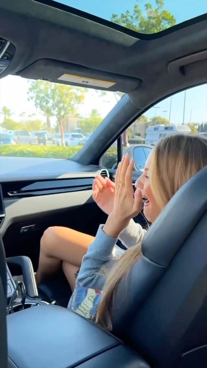 Brent Riveraのインスタグラム：「My dad’s the best😂」