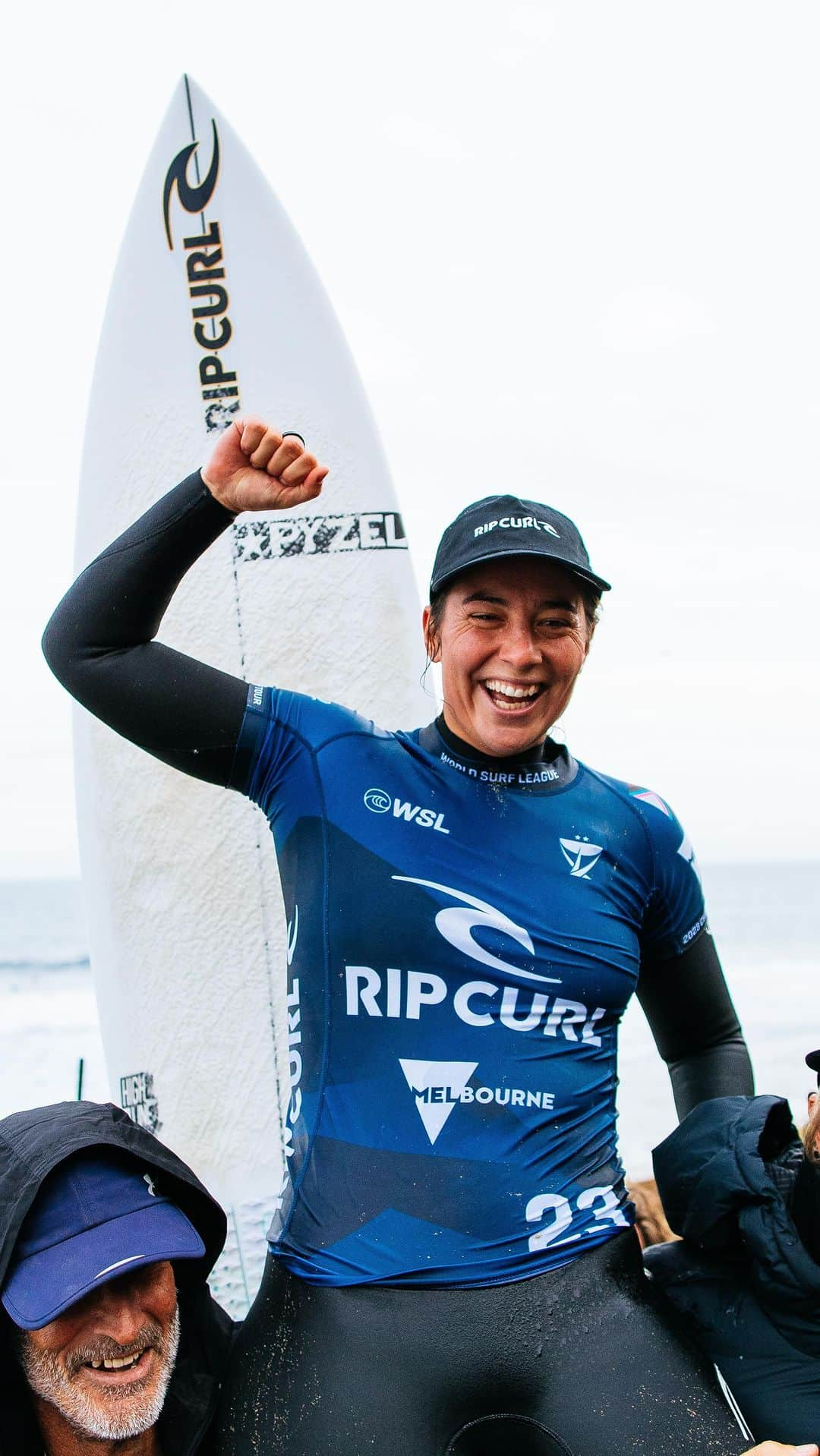 Rip Curl Australiaのインスタグラム：「@tylerwright is your 2023 #RipCurlPro Bells Beach Champion! 🔔   —  #RipCurl #TylerWright #BellsBeach #WSL #ChampionshipTour #RipCurlProBellsBeach」