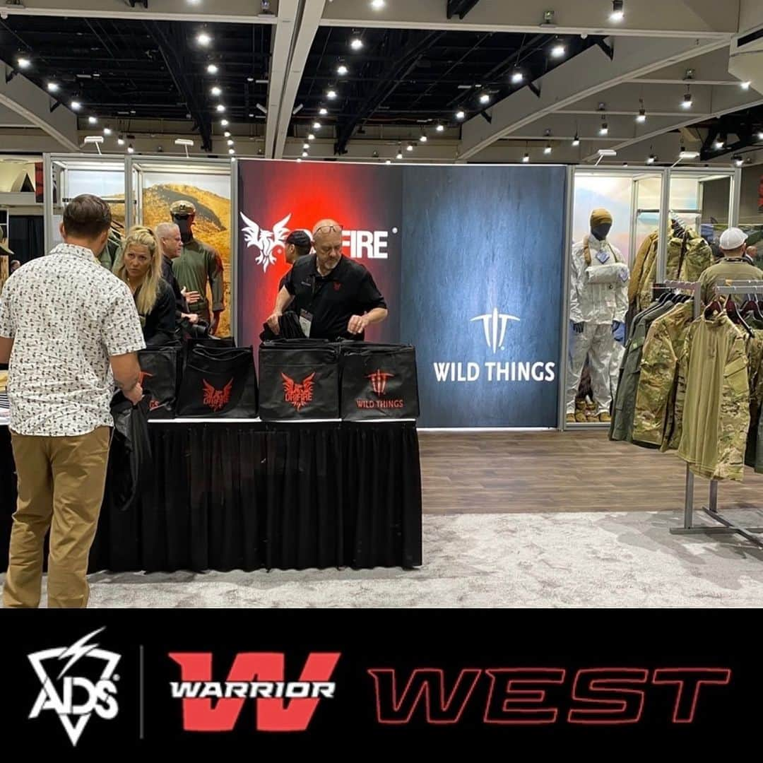 ワイルドシングスさんのインスタグラム写真 - (ワイルドシングスInstagram)「ADS West was a success! Thank you to @ads_inc for having us and thank you to all the attendees that visited our booth to check out our innovative gear! The team appreciates you for coming out!   #WarriorWEST #SanDiego #NSA #thinkNSA #DRIFIRE #wildthingsgear #militaryapparel #militarygear #combatgear #frclothing #highperformanceFR #specialforces」4月12日 2時02分 - wildthingsgear