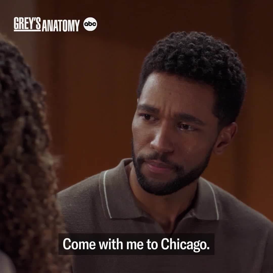 のインスタグラム：「What's next for Maggie and Winston? Find out Thursday on an all-new #GreysAnatomy.」