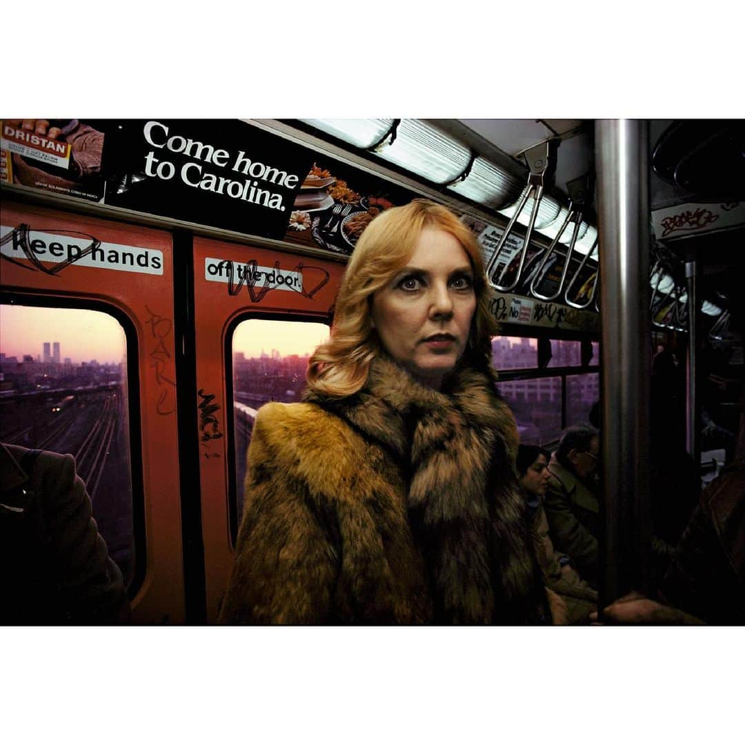 ドロームさんのインスタグラム写真 - (ドロームInstagram)「One of the main inspirations of the Spring Summer Collection 2023 is Bruce Davidson’s photo essay and book project Subway, the result of his vivid exploration of New York's subway system in the 1980s.   "I wanted to transform the subway from its dark, degrading, and impersonal reality into images that open up our experience again to the color, sensuality, and vitality of the individual souls that ride it each day.”  #dromeinspo #dromeofficial」4月12日 2時52分 - drome_official