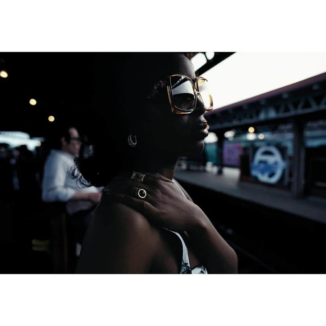 ドロームさんのインスタグラム写真 - (ドロームInstagram)「One of the main inspirations of the Spring Summer Collection 2023 is Bruce Davidson’s photo essay and book project Subway, the result of his vivid exploration of New York's subway system in the 1980s.   "I wanted to transform the subway from its dark, degrading, and impersonal reality into images that open up our experience again to the color, sensuality, and vitality of the individual souls that ride it each day.”  #dromeinspo #dromeofficial」4月12日 2時52分 - drome_official