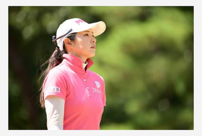 のインスタグラム：「ヤマハレディースオープン葛城 富士フイルム・スタジオアリス女子オープン に推薦出場させていただきました。 推薦して頂いたスポンサー様、たくさんの声援をくれたギャラリーの皆さま、ありがとうございました🙇‍♀️ . せっかくのチャンスを活かせず悔しい気持ちでいっぱいですが 結果をしっかり受け止めてこの後出場できる試合に向けて頑張ります。 またこんな上手くいかない中でも変わらず熱い応援をしてくださる皆さまには感謝の気持ちでいっぱいです😢 早く良いプレーを届けられるように、今は試行錯誤しながらですが、頑張っていきます‼️ . 次はフジサンケイレディースに出場させていただきます。 しっかり調整して頑張ります✊❗️」