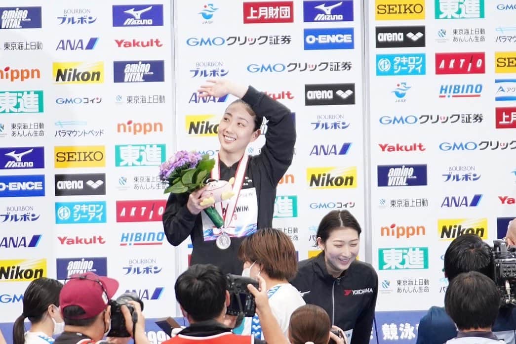 五十嵐千尋さんのインスタグラム写真 - (五十嵐千尋Instagram)「. 2023年日本選手権終わりました。結果は… 200m自由形　3位🥉 100m自由形  5位 50m自由形  2位🥈 でした。 この結果により、福岡での世界選手権、中国で行われるアジア大会が決まりました。 . 久しぶりの有観客での開催で、声出しもOKになり、やっと戻ってきたなぁと感じました。 . 去年は200mのレースをするのが恐怖心でなかなか思うようなレースができませんでしたが、今回は去年より大きく気持ちの面や、泳ぎの面でも変えることができ、自分が今できる最大限のことができたと思います。 . 本番の世界水泳、アジア大会では決勝の舞台で戦えるようにまた準備していきたいと思います。 連日のサポート、ご声援ありがとうございました😊 . @takeandgiveneeds_official  @speedo_japan  @atsc.1717  @picsport_japan 📸HIROYUKI NAKAMURA」4月11日 20時25分 - iga24chiii