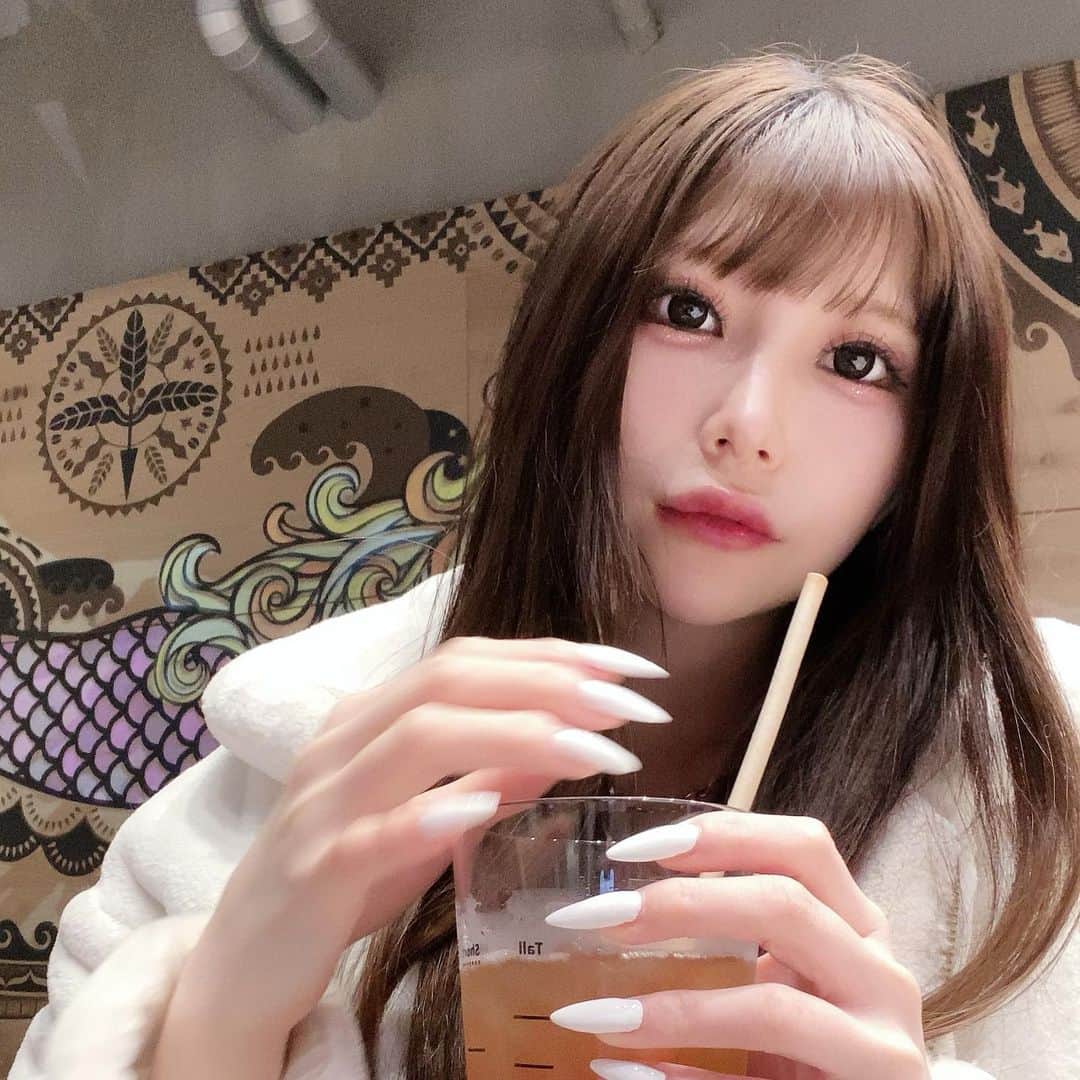 葵ローズのインスタグラム：「다중 인격」