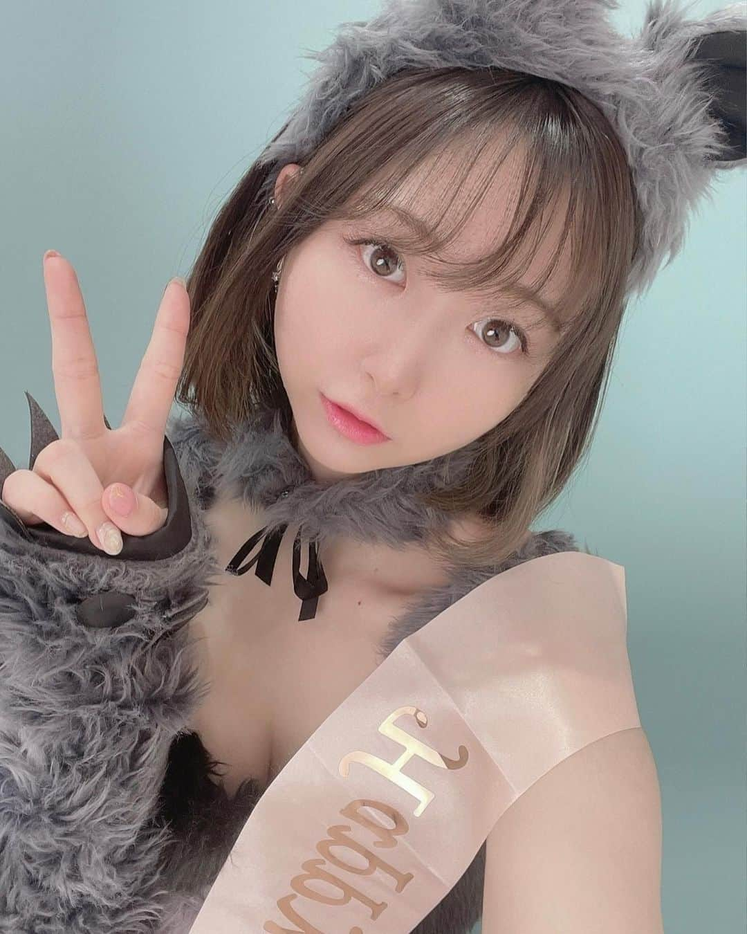 大崎菜々子さんのインスタグラム写真 - (大崎菜々子Instagram)「・ 誕生日迎えました🎂🎉  たくさんのお祝いありがとうございます💗  お仕事頑張ります☺️  今週お知らせもあるよ✩°｡⋆⸜(* ॑꒳ ॑* )⸝  #happybirthday #birthdaygirl #誕生日 #4月 #cosplay #cosplayer #l4l」4月11日 20時50分 - nanako_19970411